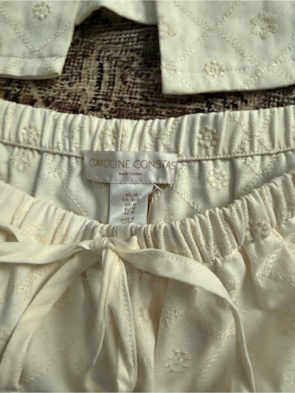 ☀️ BNWT Caroline Constas Cream Cotton Eyelet Shorts Set Sz M - Picture 6 of 6
